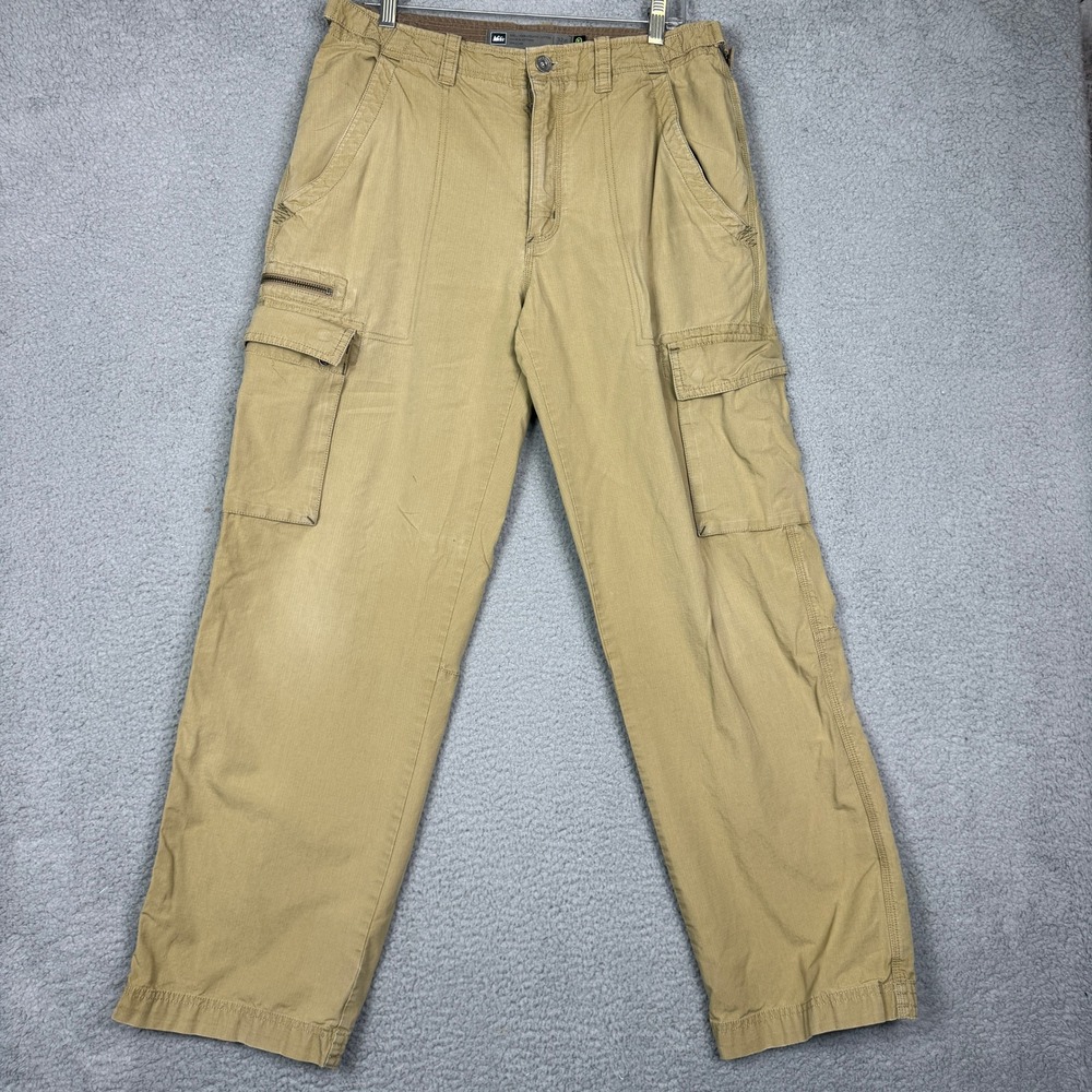 REI Men Khaki Cargo Pants Zip Pockets Relaxed Fit Outdoor‎ Hiking Casual 32W
